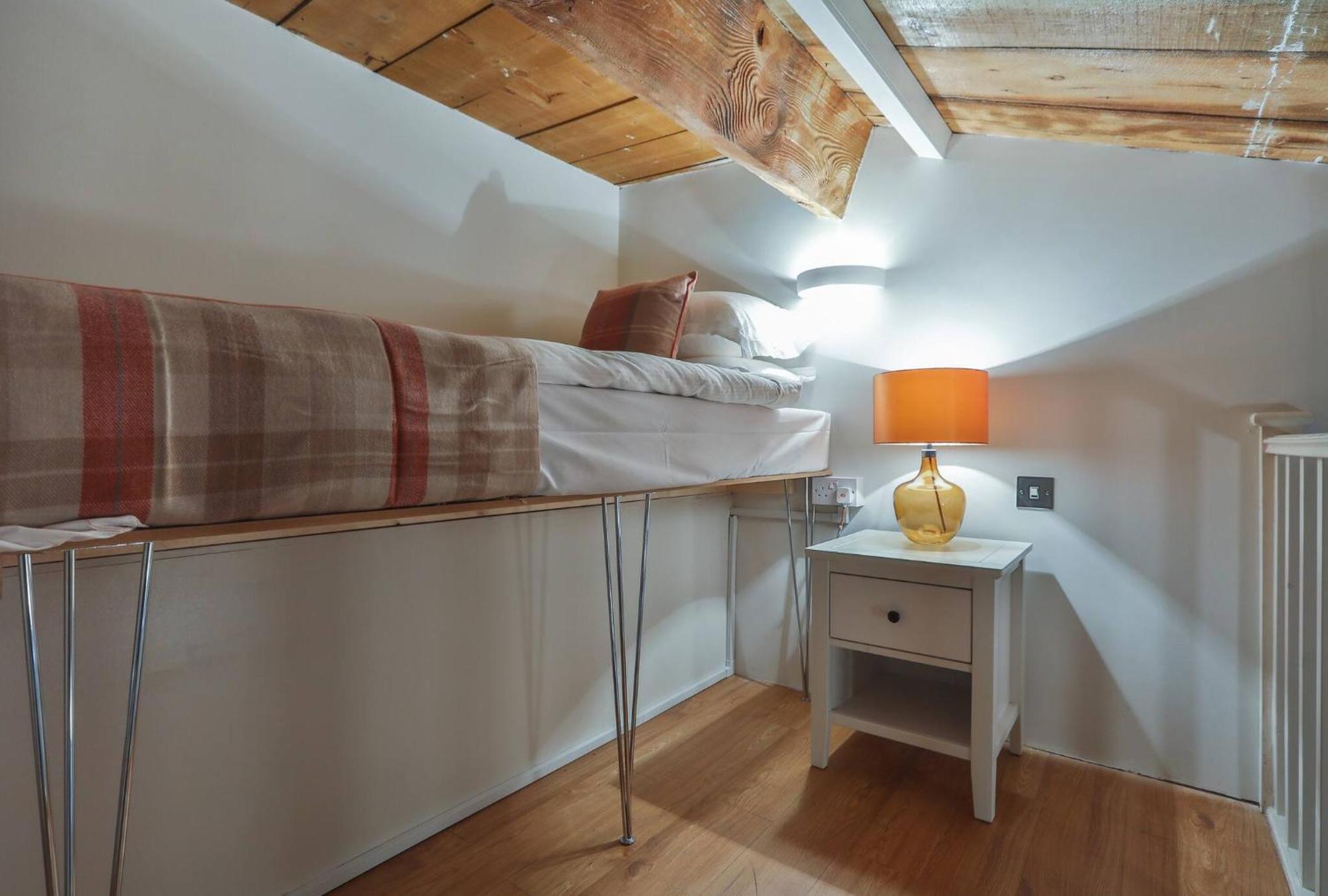 Wild Roses Serviced Apartments - Excel Warehouse 1 Londres Extérieur photo