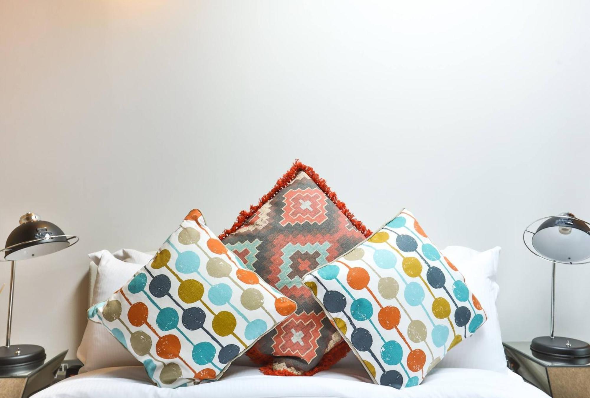 Wild Roses Serviced Apartments - Excel Warehouse 1 Londres Extérieur photo